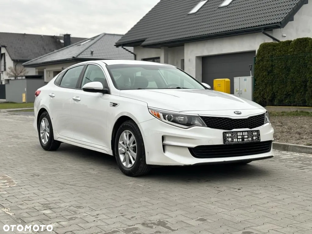 Kia Optima - 2