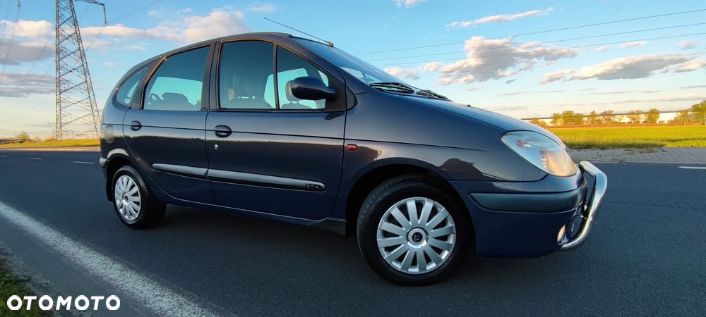 Renault Scenic 2.0 16V Privilege - 2