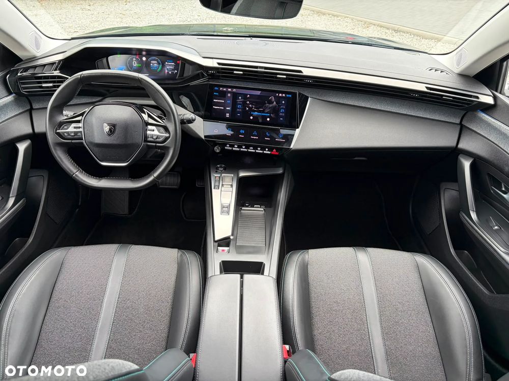 Peugeot 308 1.6 Hybrid PHEV Allure Pack EAT8 - 21