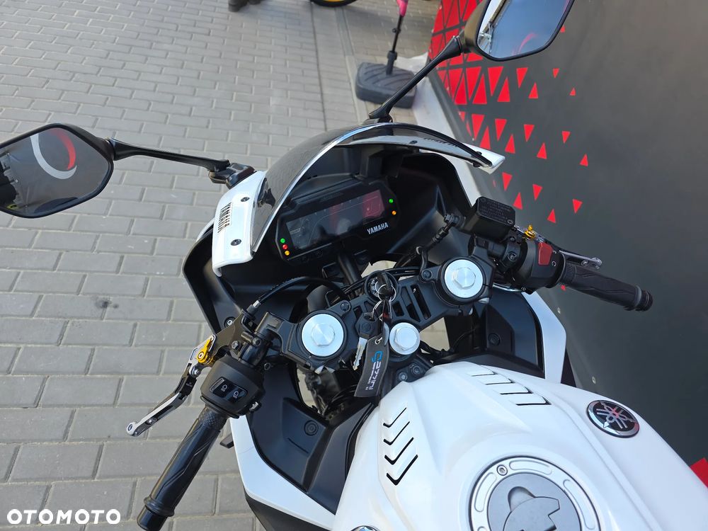 Yamaha YZF - 5