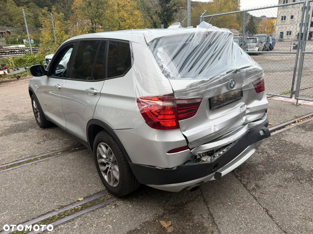 BMW X3 2012 photo 3