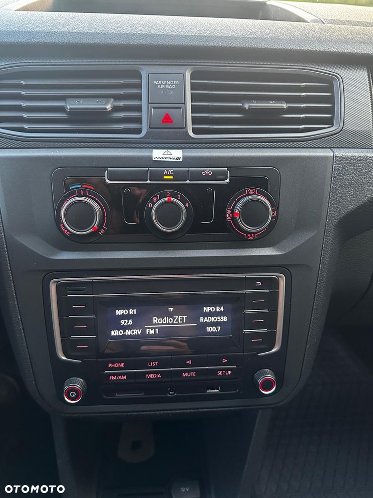 Volkswagen CADDY - 16