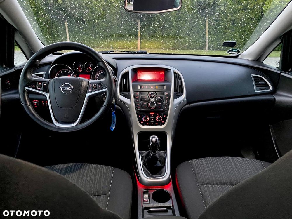 Opel Astra 1.4 Turbo Edition - 21