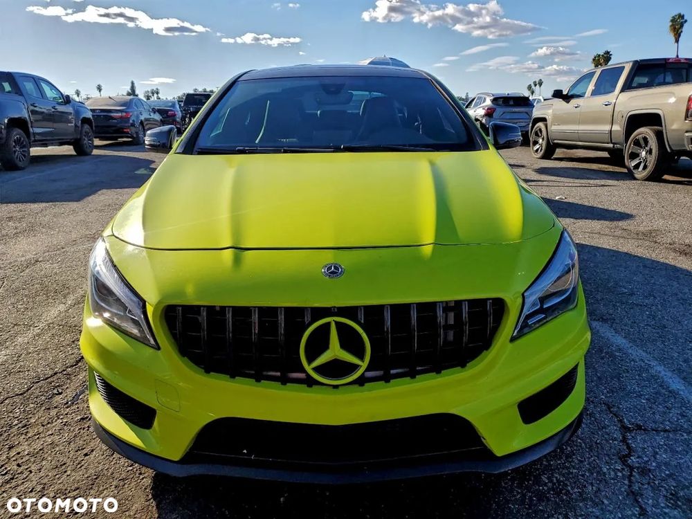 Mercedes-Benz CLA 250 4Matic 7G-DCT Orange Art Edition - 5