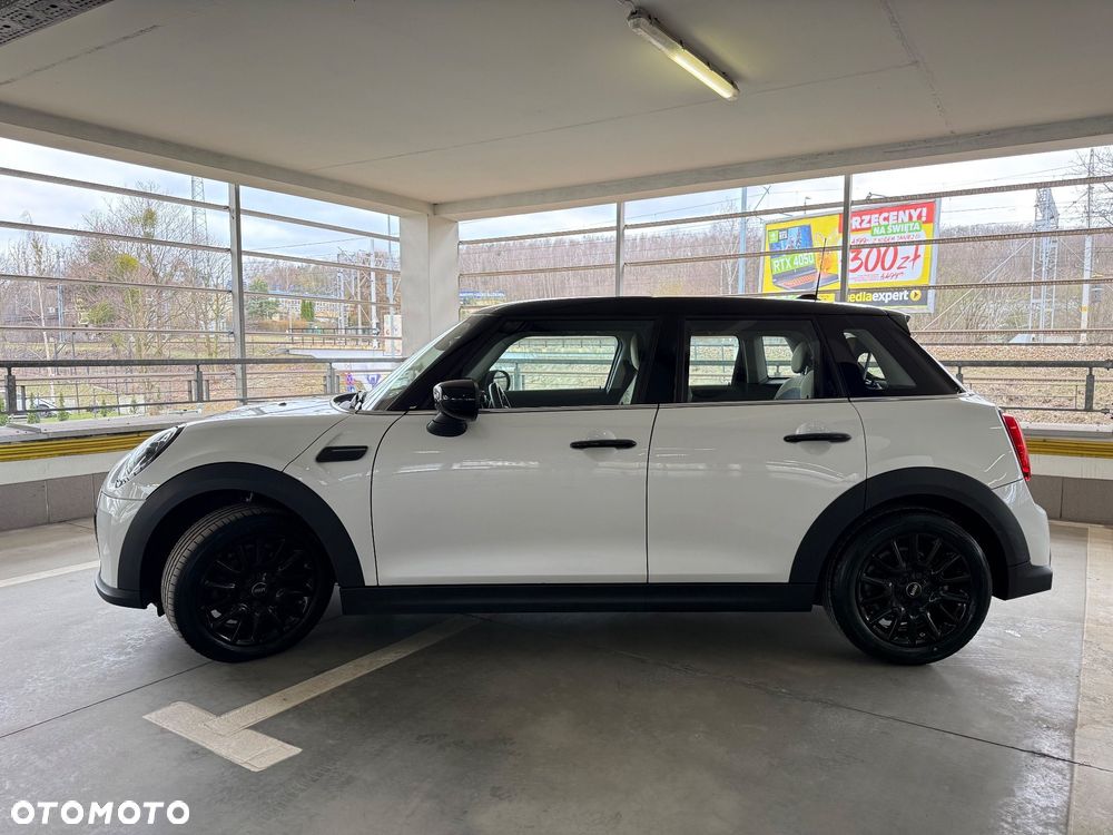 MINI Cooper Standard - 2