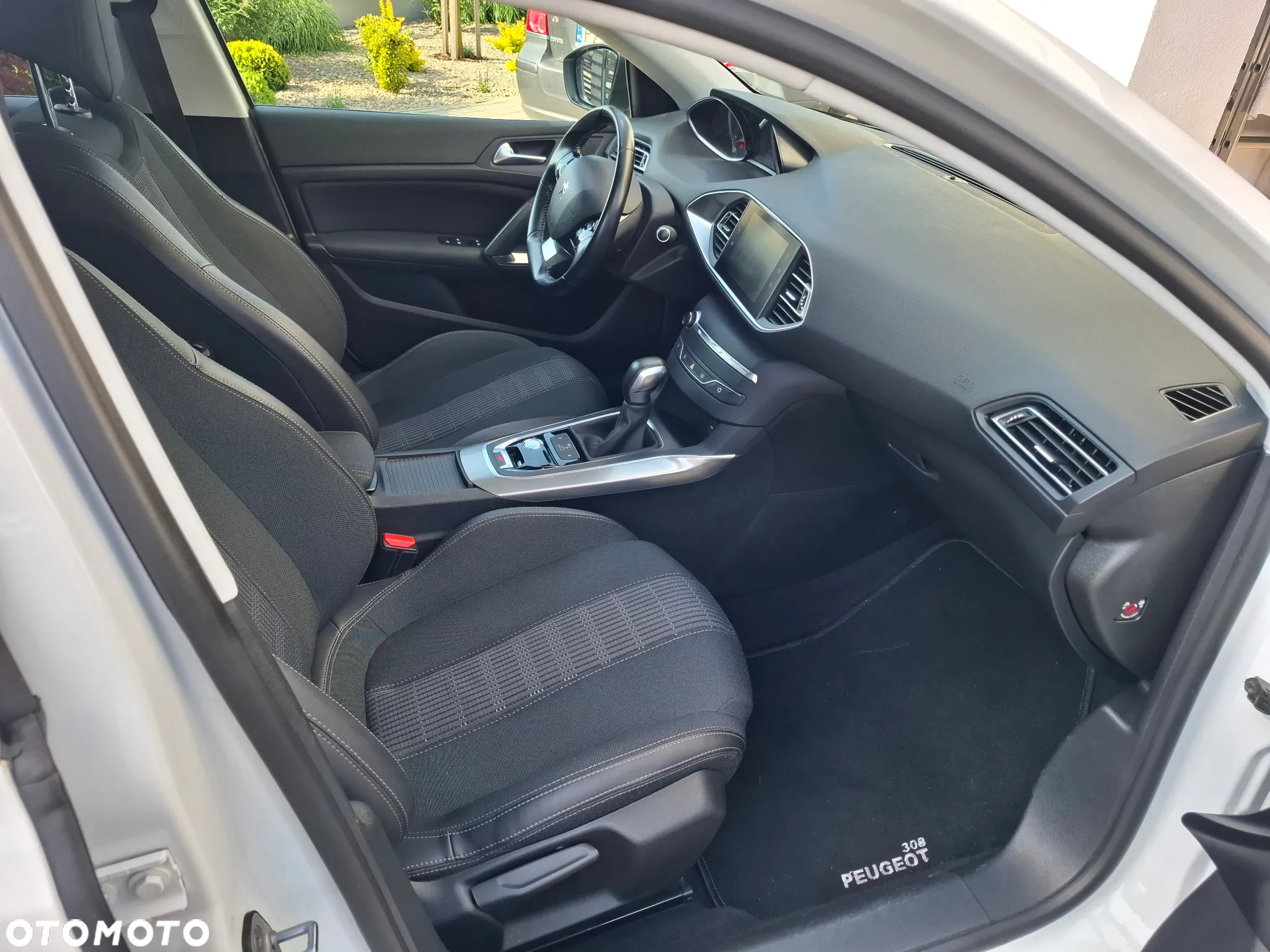 Peugeot 308 BlueHDi FAP 150 EAT6 Stop & Start Allure - 13