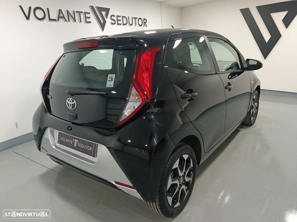 Toyota Aygo X Play - 6