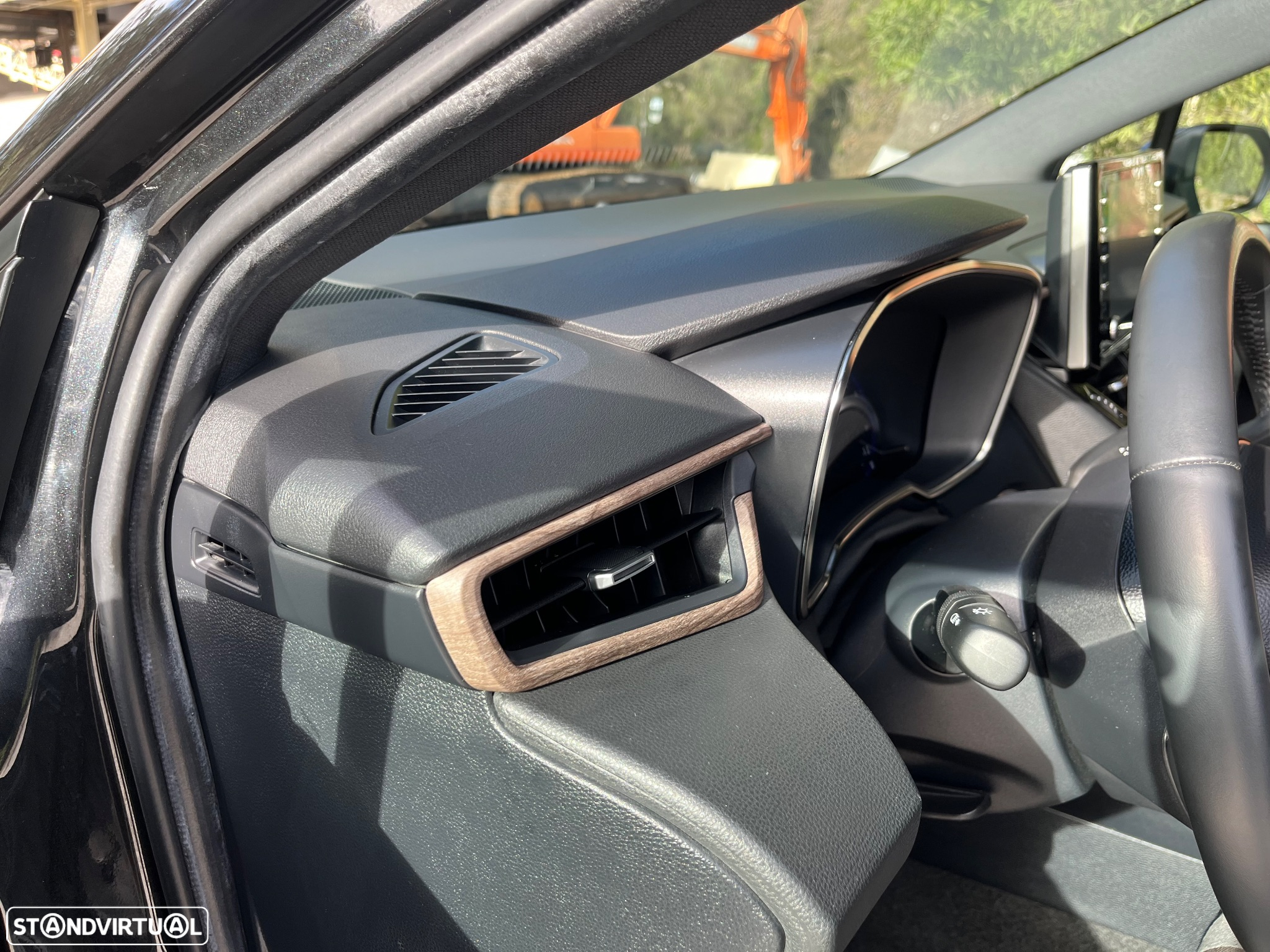 Toyota Corolla Touring Sports 1.8 Hybrid Trek - 26