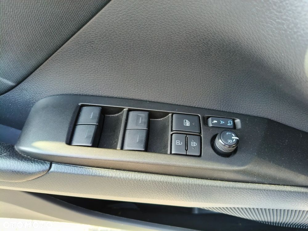 Toyota Camry 2.5 Hybrid Comfort CVT - 20