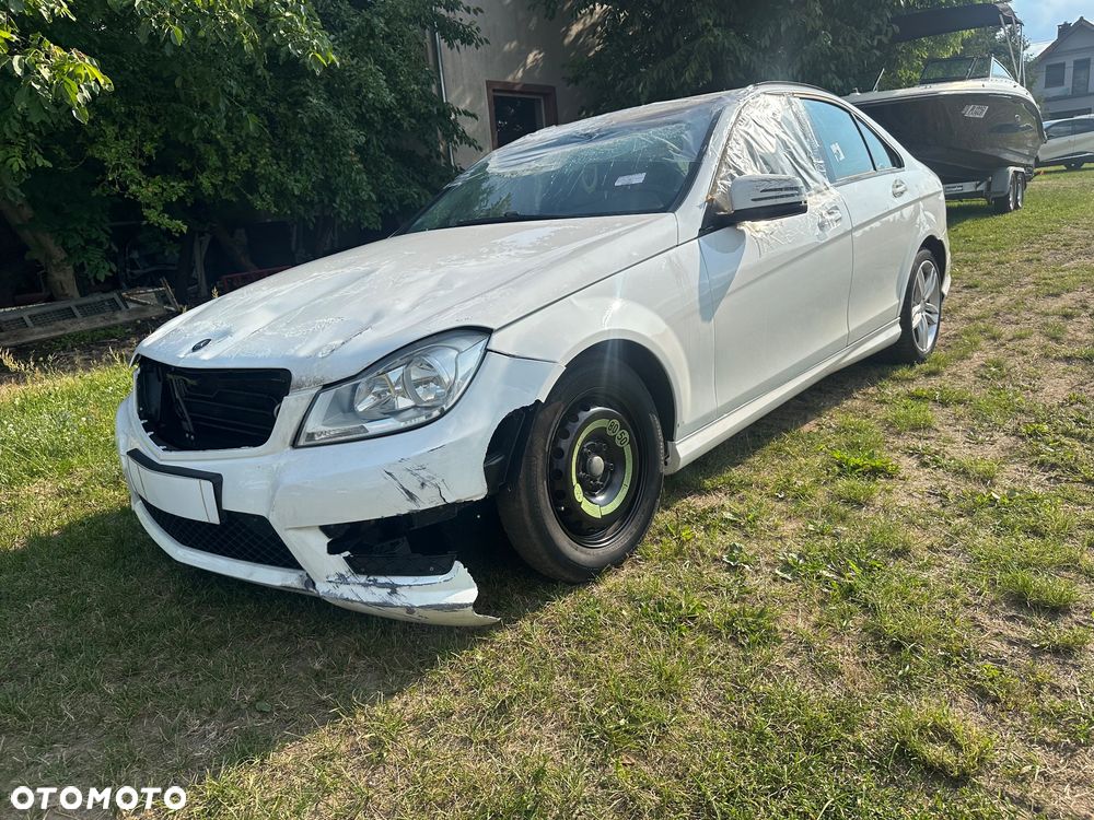 Mercedes-Benz Klasa C 200 CDI DPF (BlueEFFICIENCY) - 20