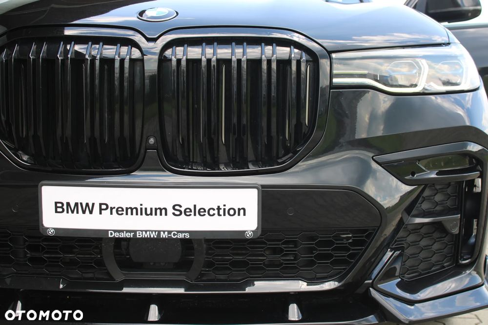 BMW X7 M50i sport - 9