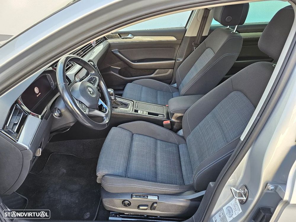 VW Passat Variant - 19