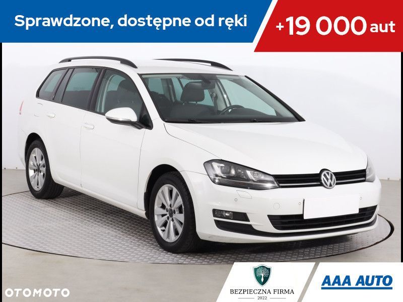 Volkswagen Golf - 1
