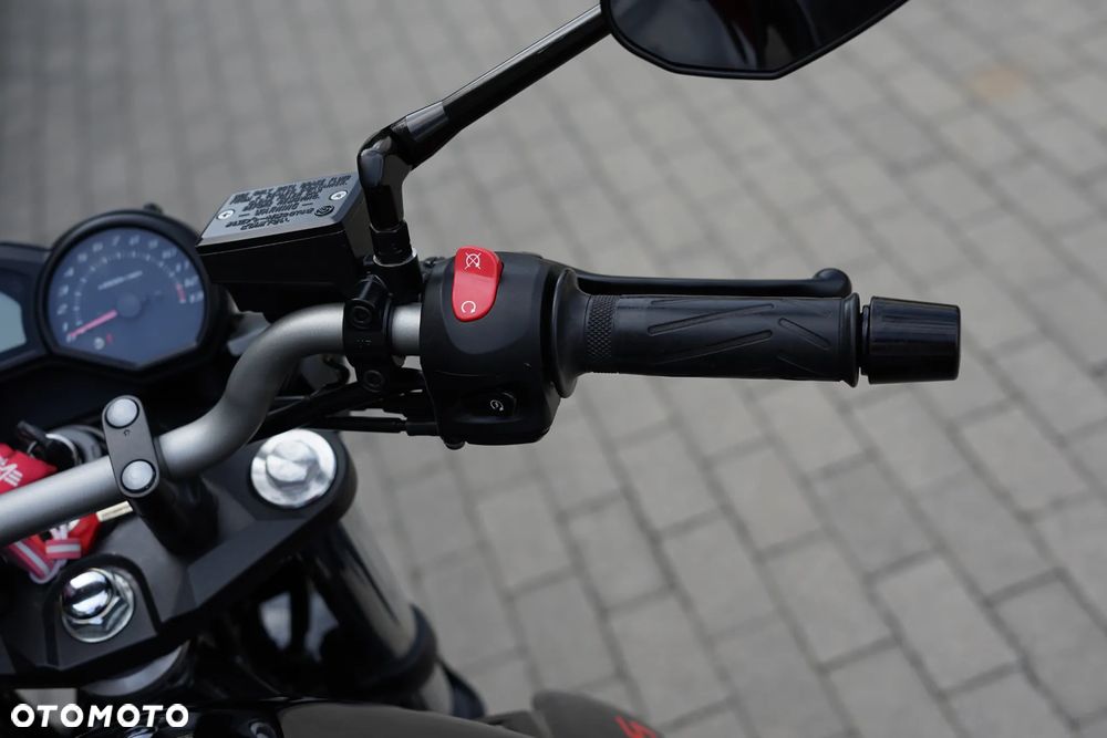 Yamaha XJ - 17