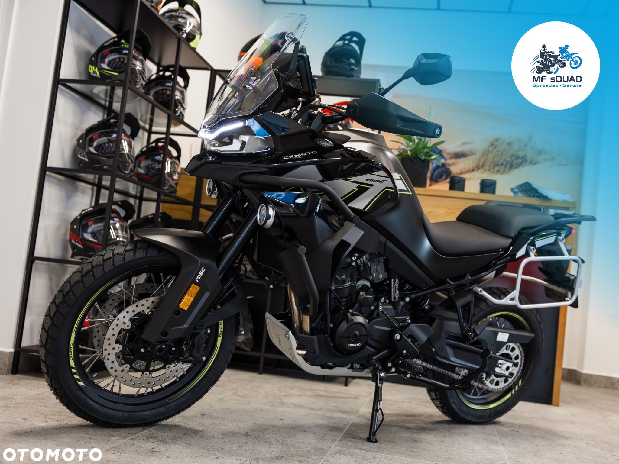 CFMoto MT - 1