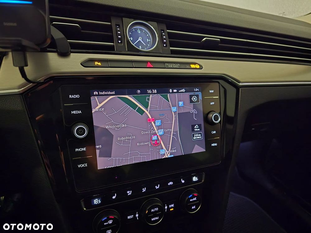 Volkswagen Passat 1.8 TSI BMT Highline - 15