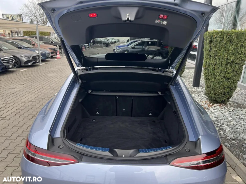 Mercedes-Benz AMG GT 53 4MATIC+ MHEV - 19