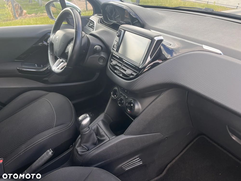 Peugeot 208 PureTech 82 Start & Stop Style - 18
