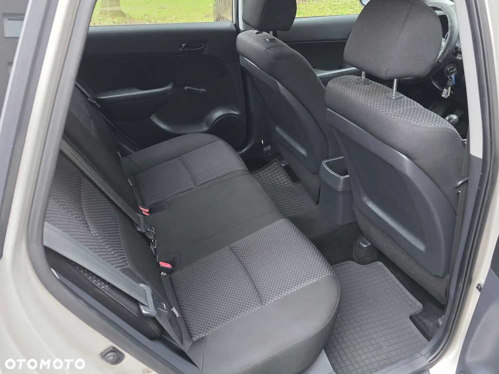 Hyundai i30 1.6 CRDi Comfort World Cup - 10