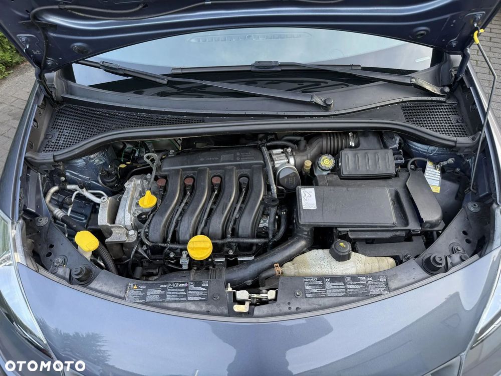 Renault Clio 1.6 16V Dynamique - 17