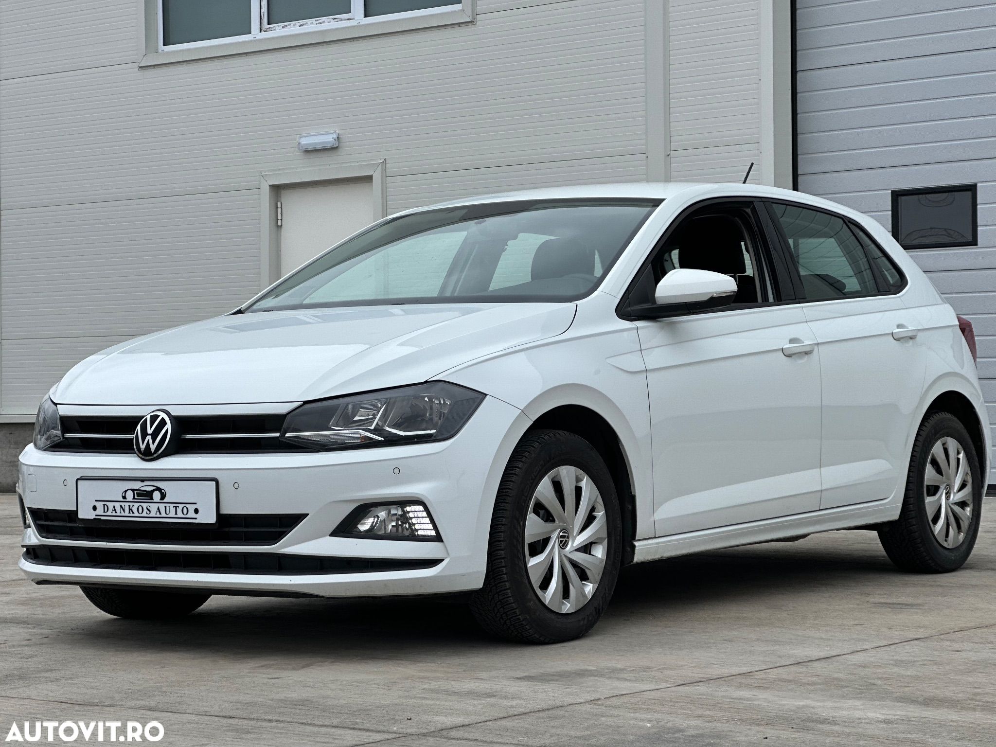 Volkswagen Polo 1.0 TSI Comfortline - 1