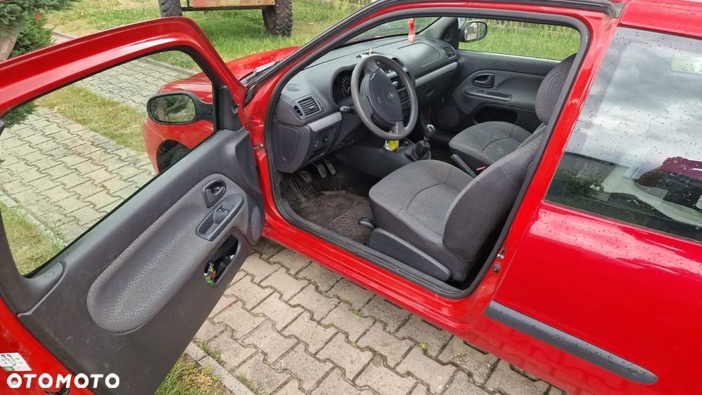 Renault Clio 1.2 16V 75 Dynamique - 8