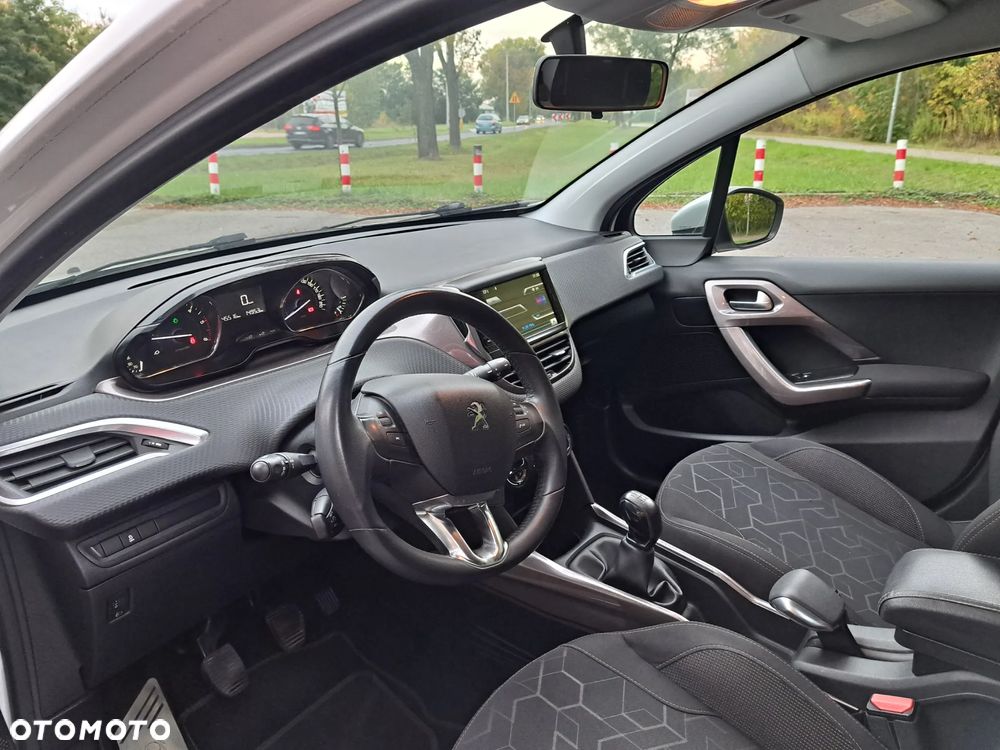 Peugeot 2008 - 29