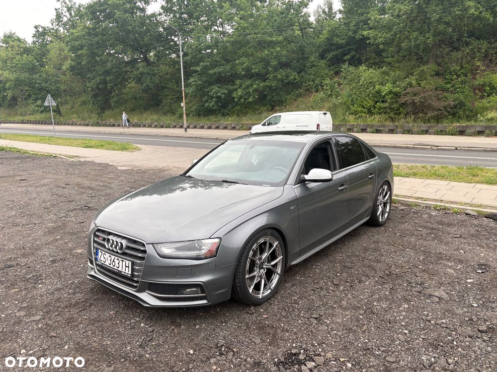 Audi S4 Limousine - 1