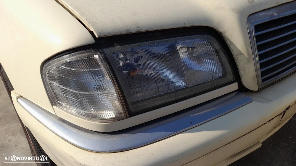 Ótica / farol direita MERCEDES-BENZ Classe C (W202) - 2