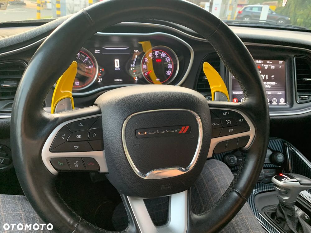 Dodge Challenger - 37