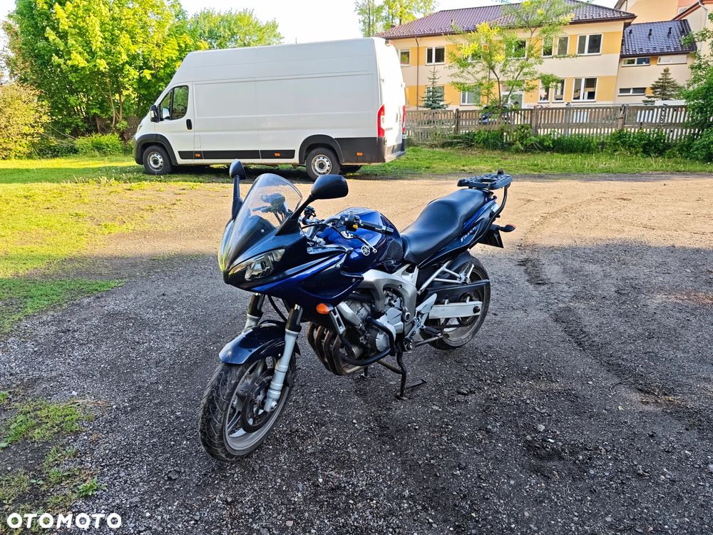Yamaha FZ6 - 1