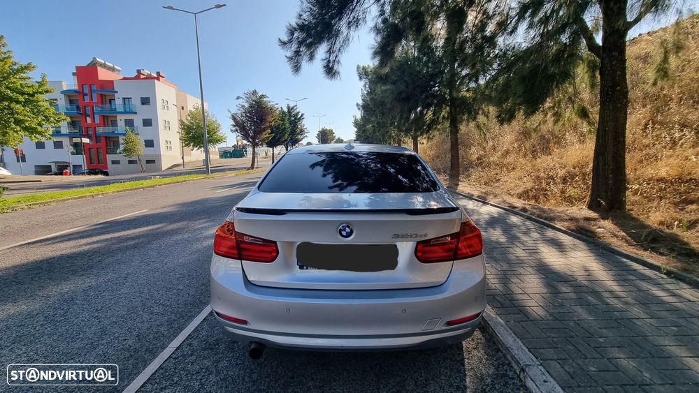 BMW 320 d - 11