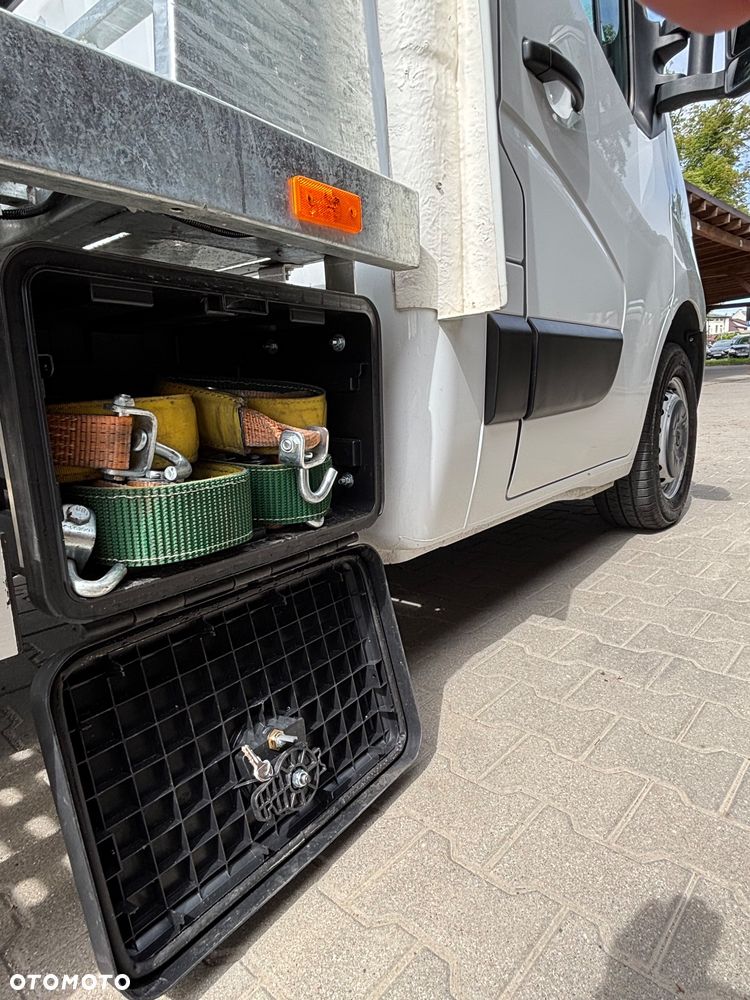 Renault Master - 22