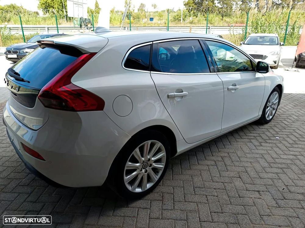 Volvo V40 1.6 D2 Eco Momentum - 5