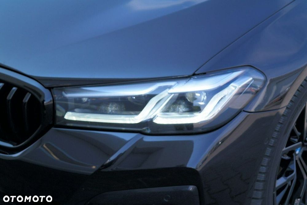 BMW Seria 5 - 34