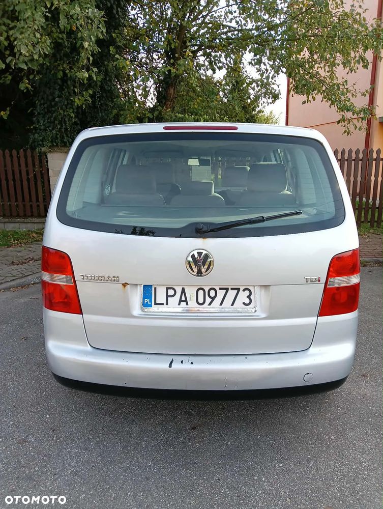 Volkswagen Touran 1.9 TDI Conceptline - 5