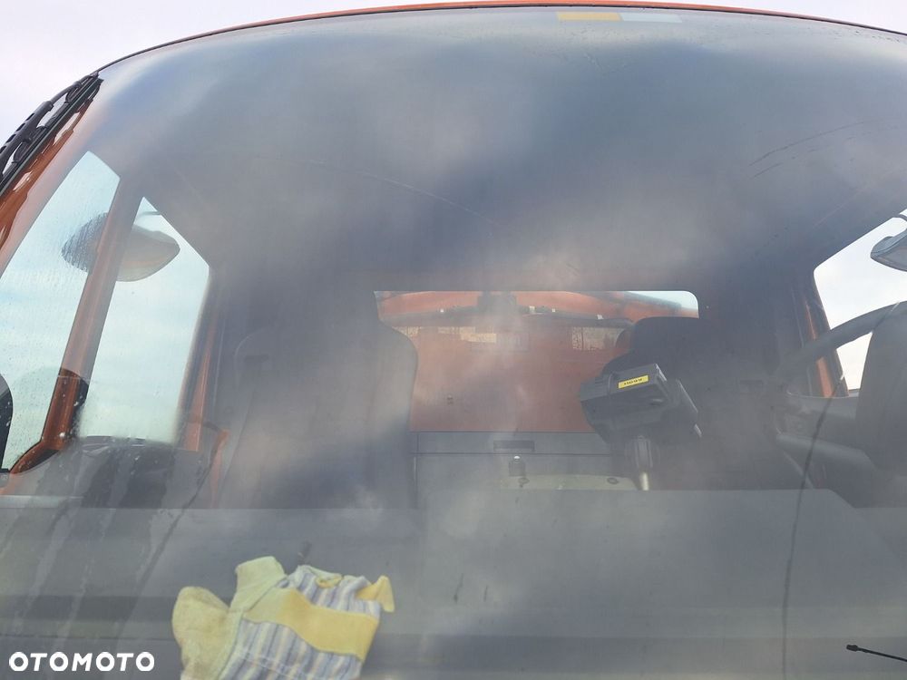 Versalift Unimog U400 4X4+ Stratos B30 24 Valn + Shmidt Kl V32 - 40