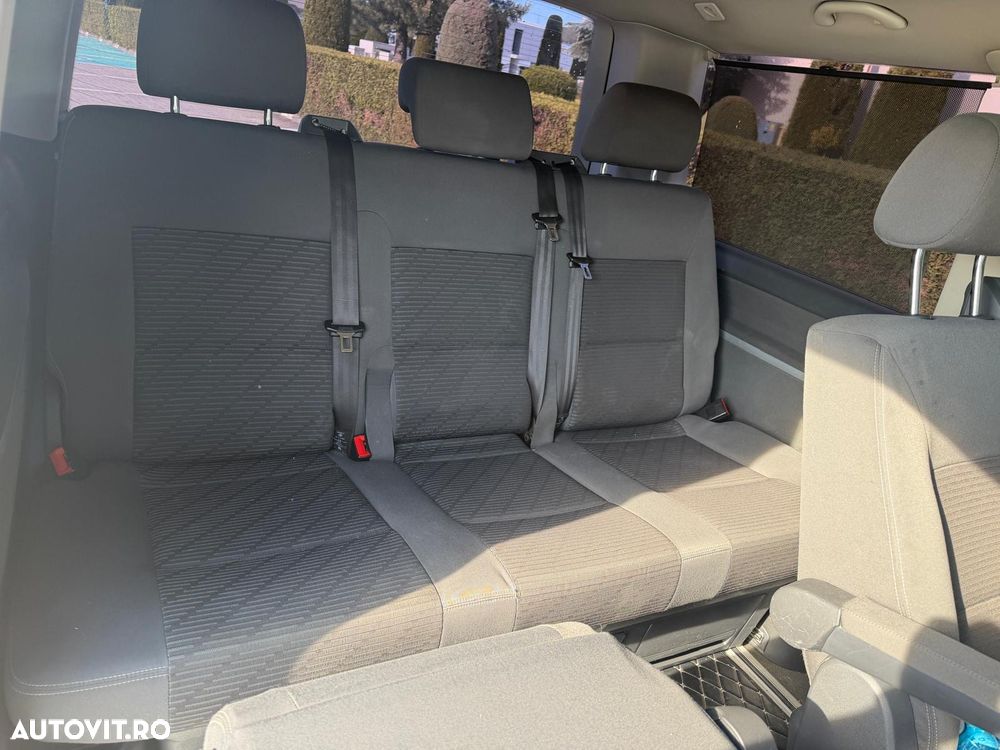 Volkswagen Multivan - 4