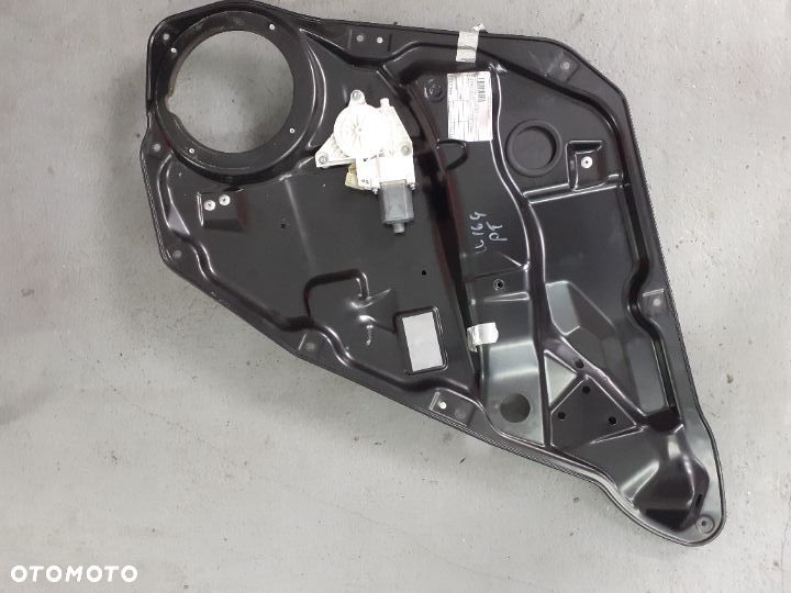 MERCEDES ML W164 PODNOŚNIK SZYBY PRAWY TYŁ EU - 2