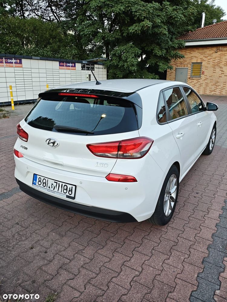 Hyundai i30 1.6 D Classic + - 2