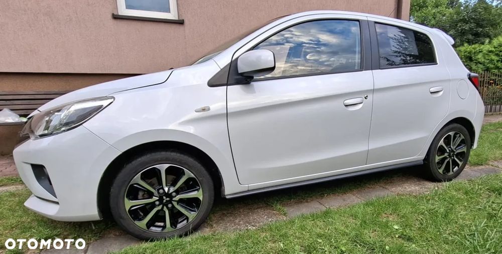 Mitsubishi Space Star 1.2 AS&G Intense - 18