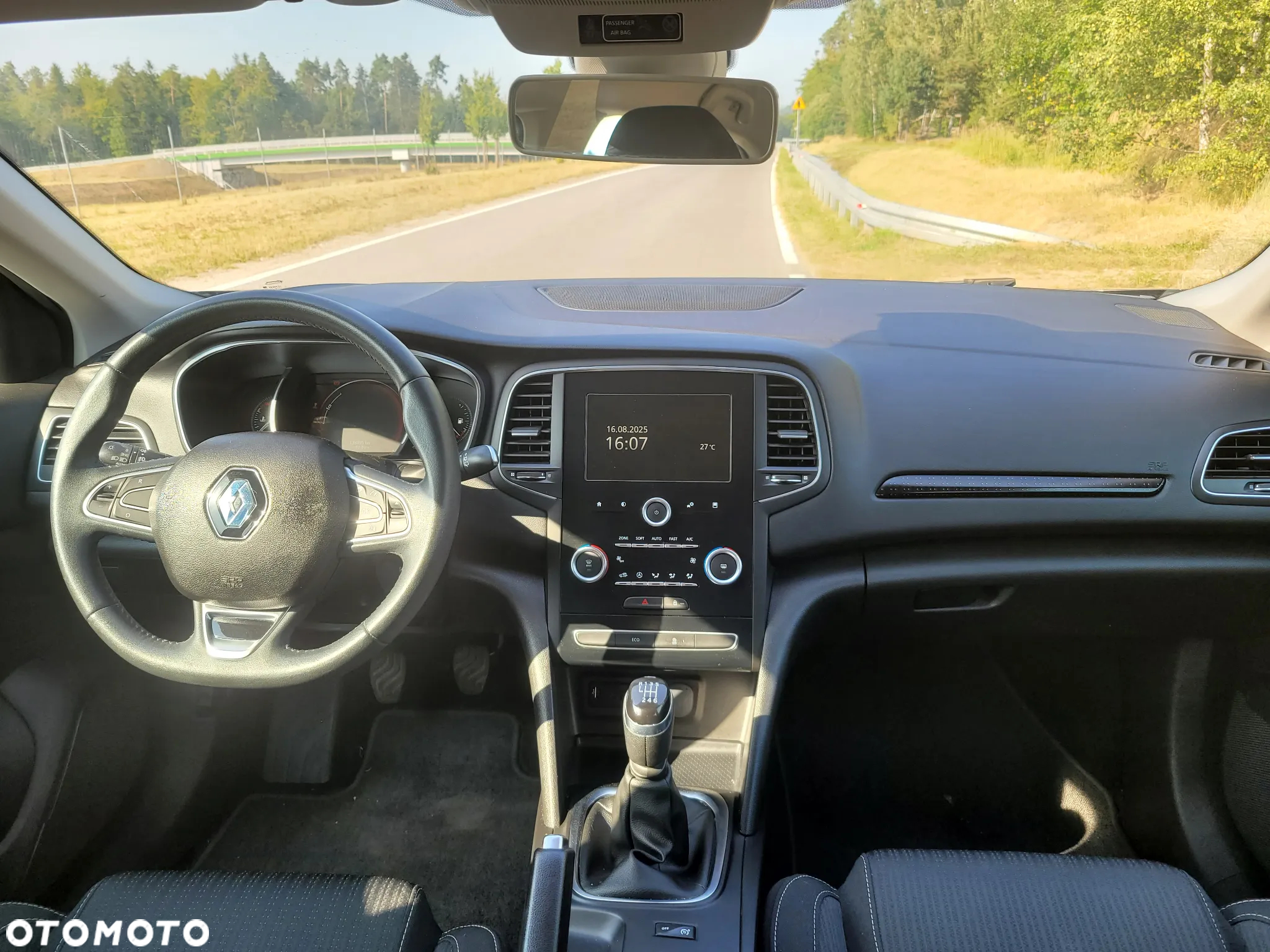Renault Megane ENERGY TCe 130 BUSINESS - 7