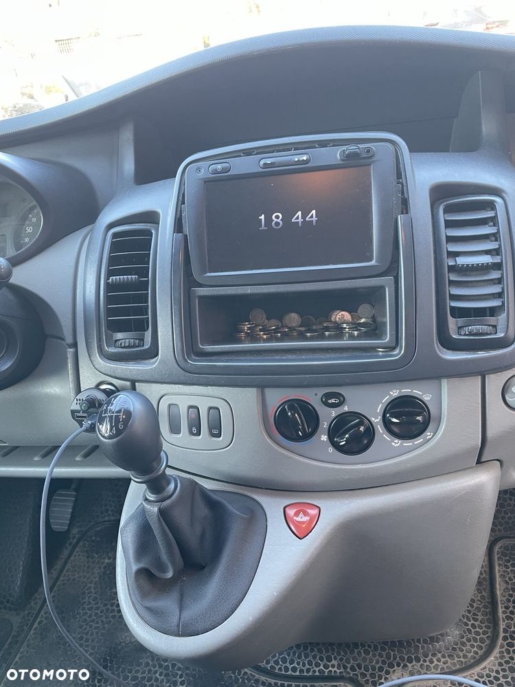 Renault Trafic - 9