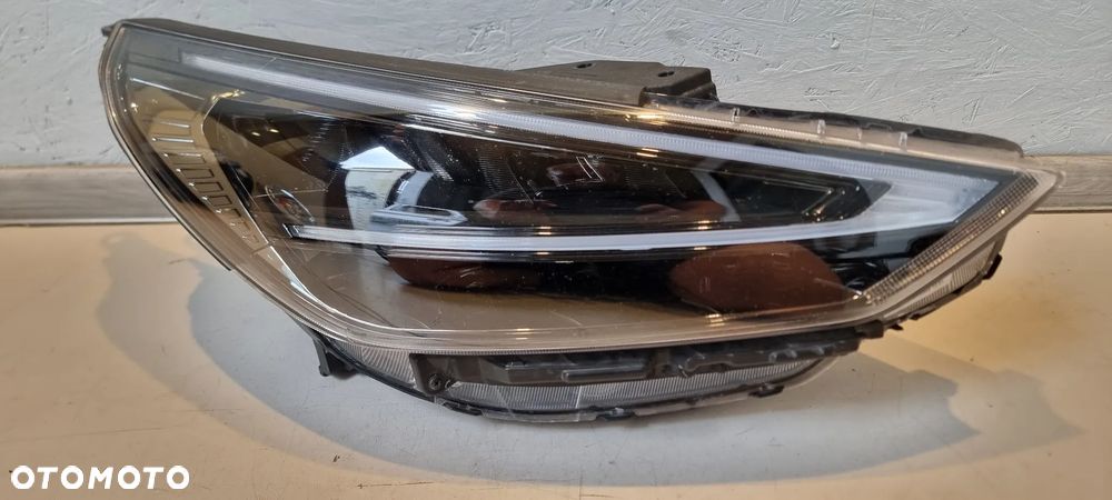 Lampa FULL LED przód prawa HYUNDAI I30 III LIFT 20-. - 1