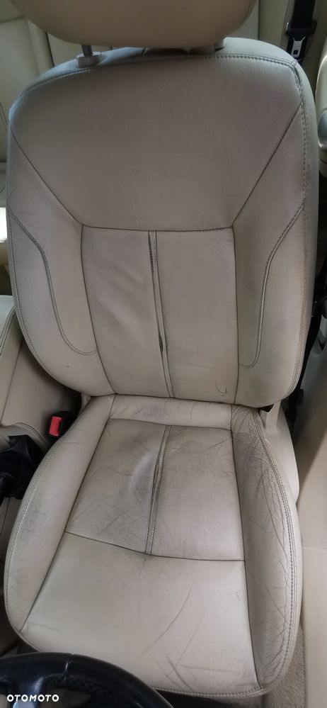Ford Mondeo 2.0 Ghia - 11