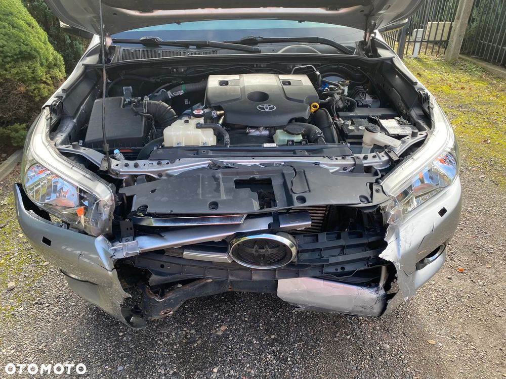 Toyota Hilux 4x4 Extra Cab Comfort - 9
