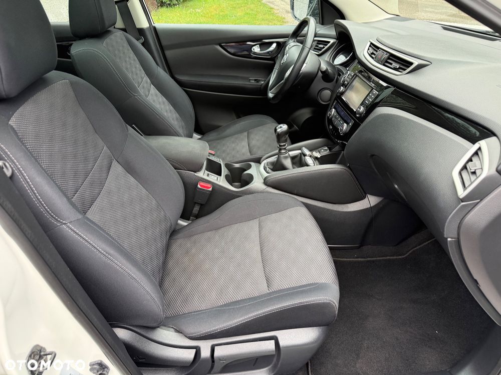 Nissan Qashqai 1.6 DIG-T Tekna - 11