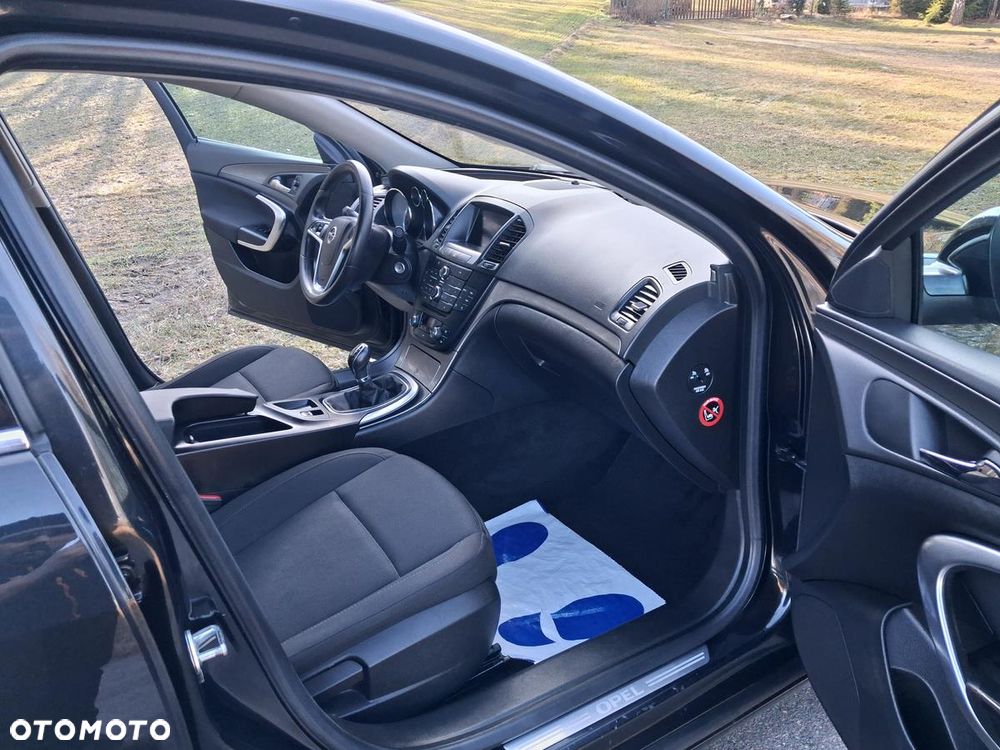 Opel Insignia - 26