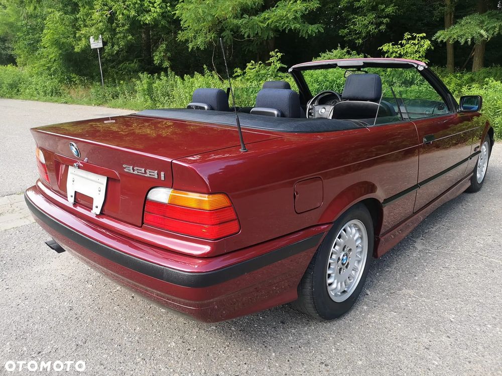 BMW Seria 3 - 16
