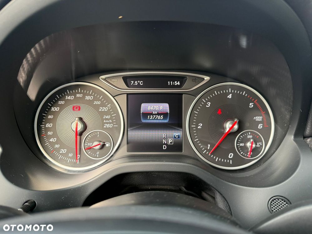 Mercedes-Benz GLA 200 d 7G-DCT Style - 21